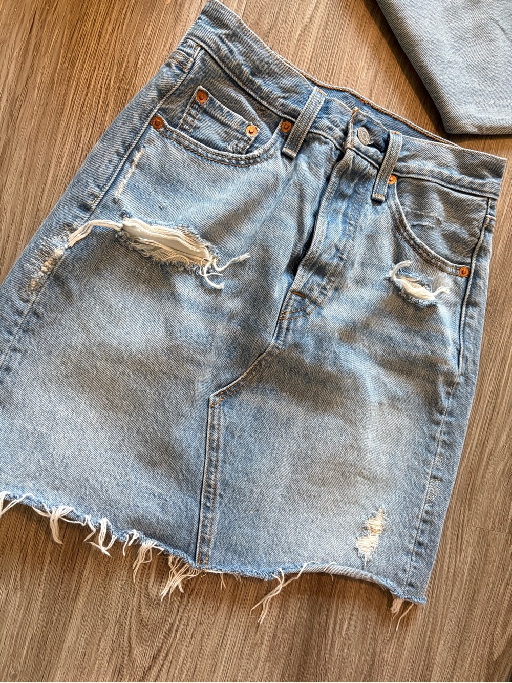 Levis Jean skirt